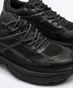 Oysho Кроссовки для бега, черный