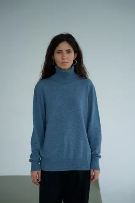 Джемпер Moment из мериноса и кашемира с высоким воротом