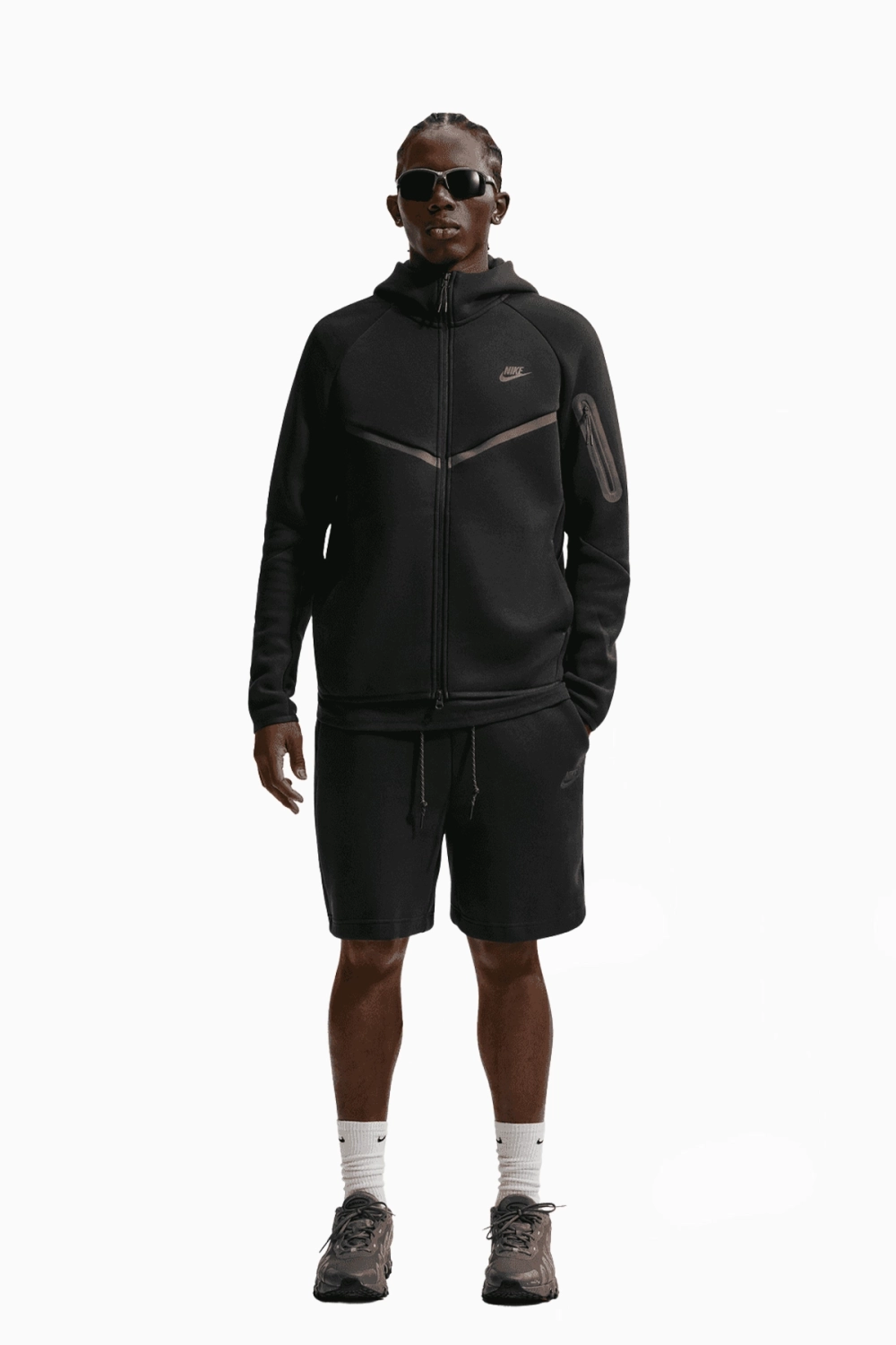 Шорты Nike Tech - черный