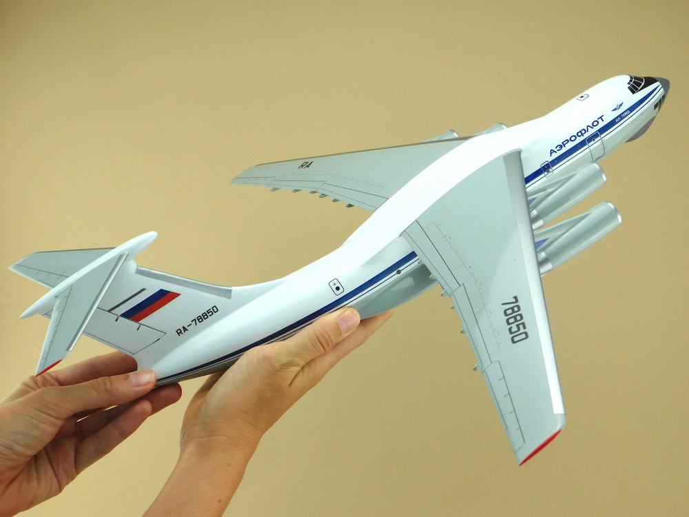 Модель самолета Ил-76МД (М1:100, АЭРОФЛОТ, RA-78850)