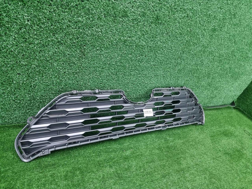 Решетка радиатора Toyota RAV4 5 XA50 (2018-н.в.)