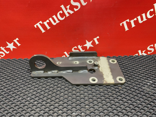 Подъемная проушина двигателя 2018г.