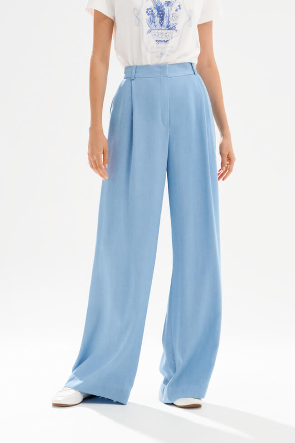 31251 Брюки женские (голубой джинс)