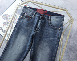 Джинсы Gucci