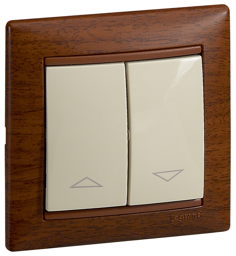 Рамка 1 пост тонированное дерево Valena Classic LEGRAND