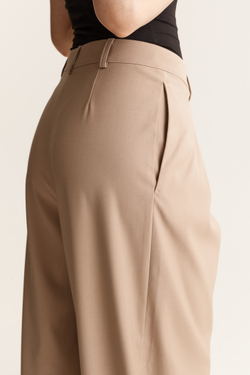 Pleated Pant - Begie (Women's)