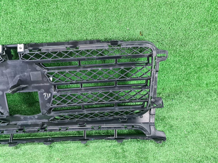 Решетка радиатора Mercedes G W463 (2018-н.в.)