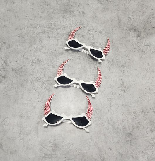 Очки Черт жёлтые с зелёным