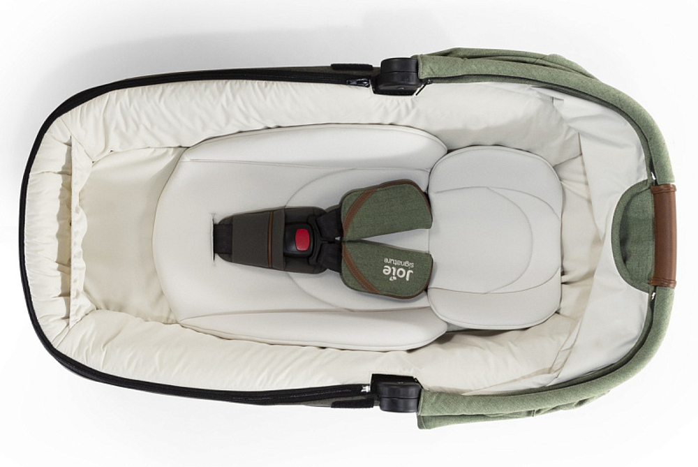 Автокресло Joie Calmi с Базой Joie I-Base Encore Pine