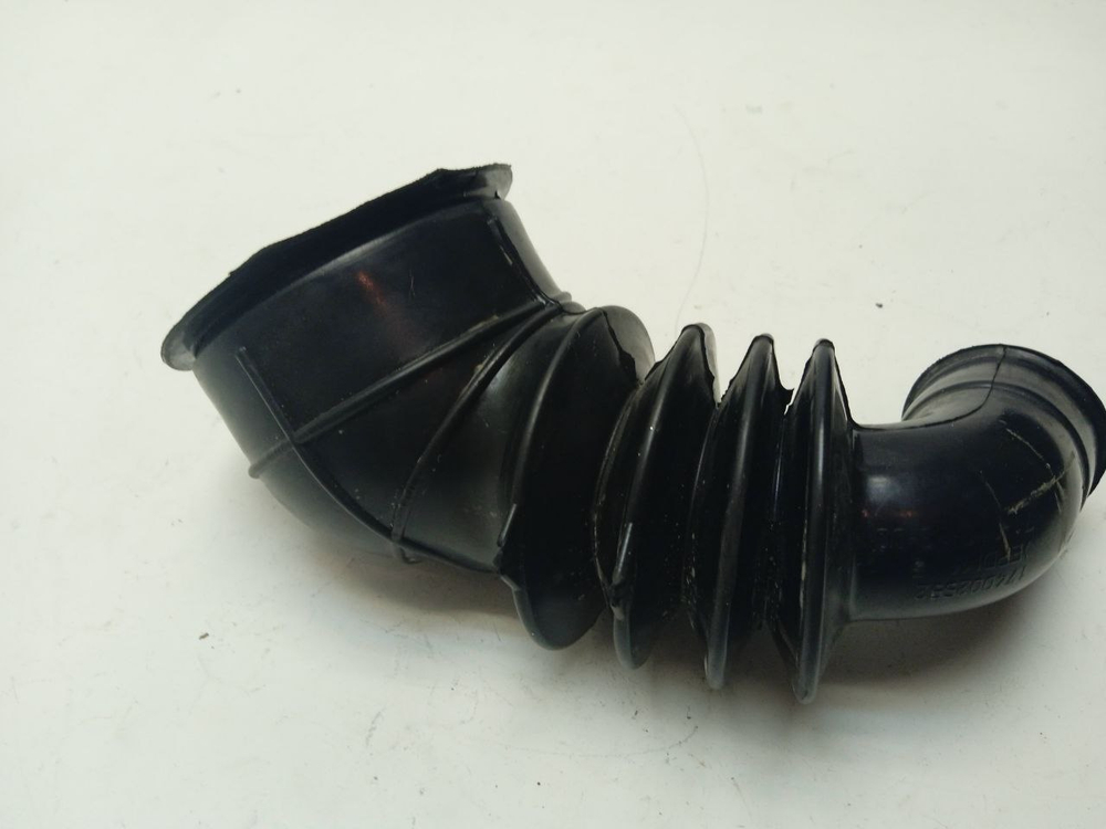 VMUF 501 B кт4 Сливной патрубок для стиральной машины Indesit Ariston C00259393 б/у