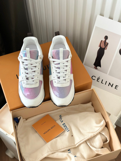 Louis Vuitton Run Away Trainer