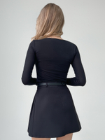 Лонгслив 2024 однотонный с вырезом под палец