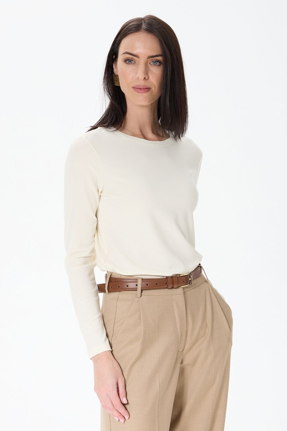 Лонгслив молочный прямой