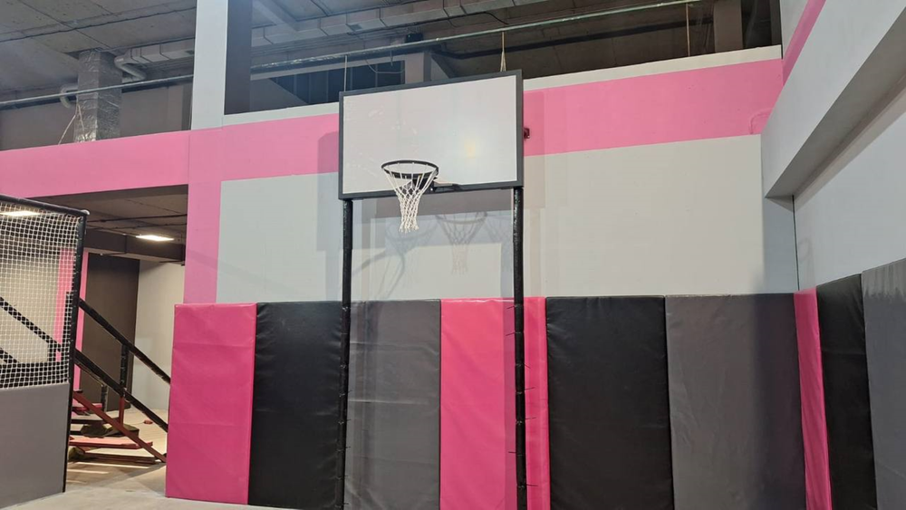 Ковер надувной баскетбольная площадка - 10,5х6х30см