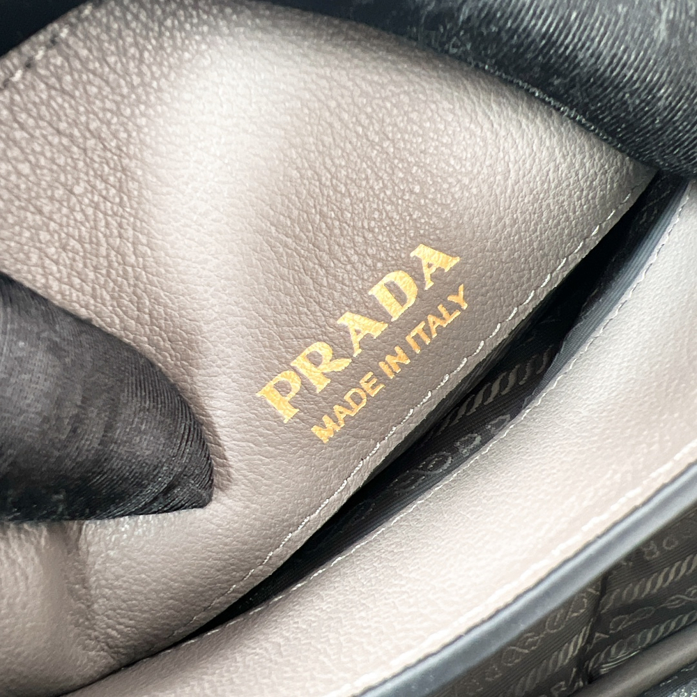 Prada Bag 25 cm