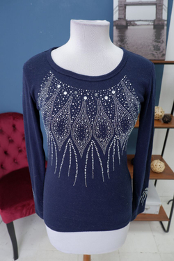 Джемпер со стразами 44 размер