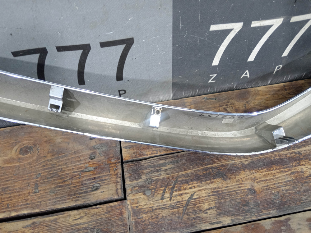 Накладка решетки радиатора правая Mazda CX-5 2 (KF) 17-21 Б/У Оригинал KB8A507J1B