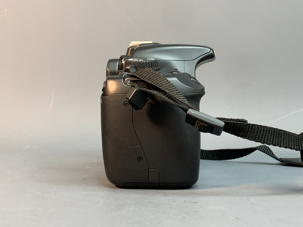 Canon EOS 1100D kit EF-S 18-55mm 3.5-5.6 lll