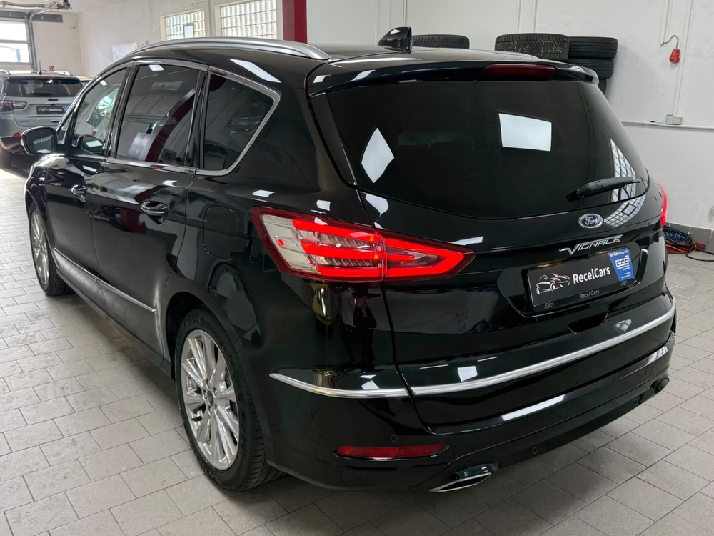 Ford S-Max Vignale