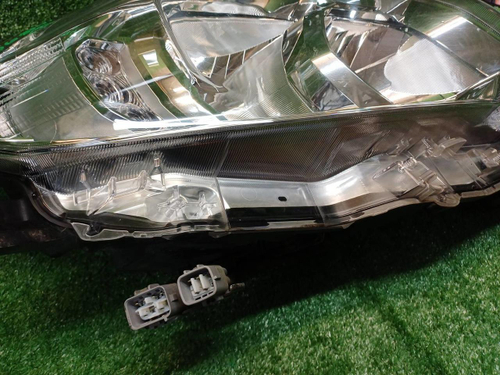 Фара правая Toyota LC Prado 150 (17-нв) галоген