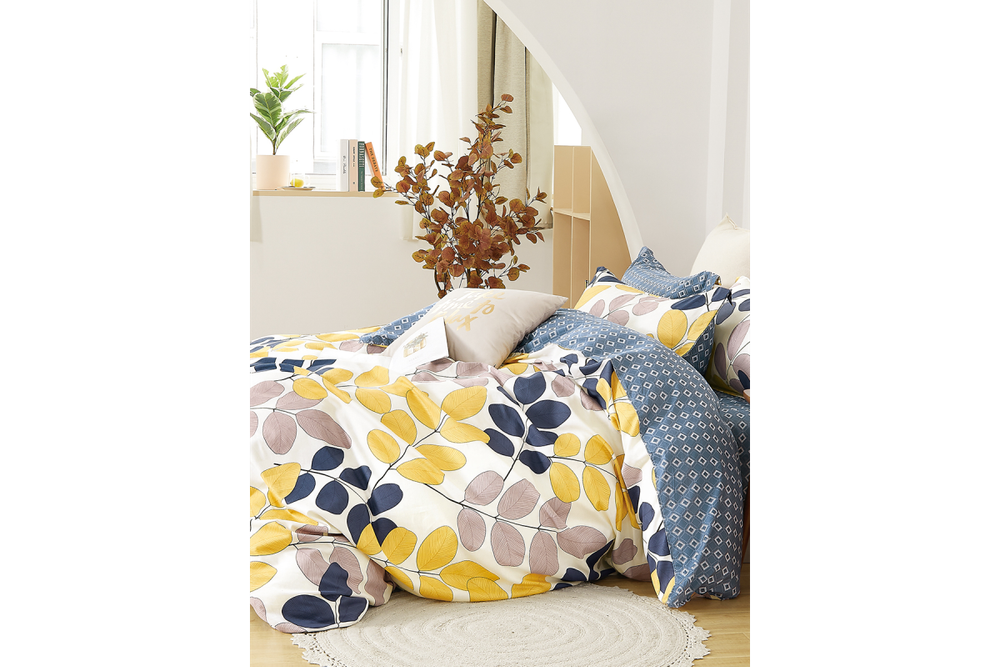 Постельное белье GoodNight Сатин Делюкс 336 с компаньоном 2 сп. с евро (с нав. 50х70)