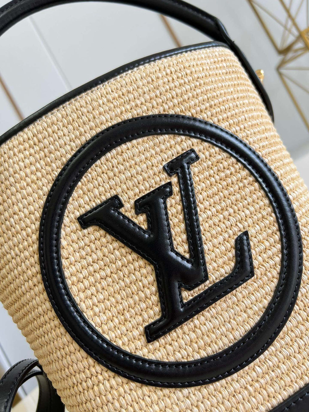 Louis Vuitton Petit Bucket
