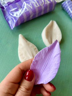 Молд силиконовый вайнер для лепки Лилии / Форма для лепки лепестков