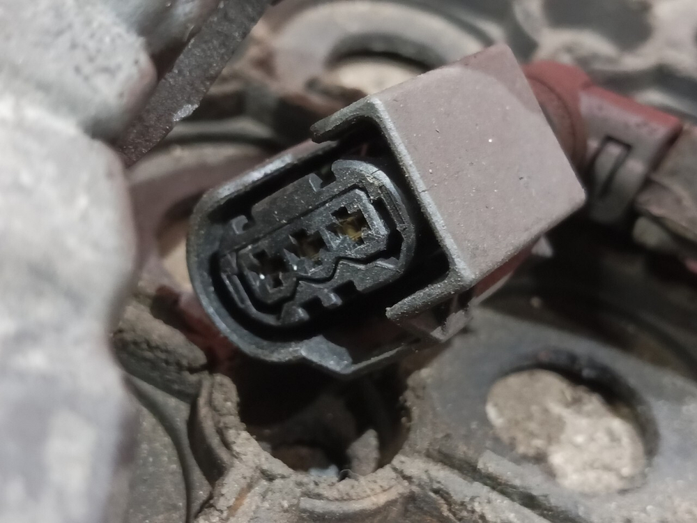Проводка форсунок двигателя MX13 2020г.