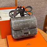 Hermes Constance 18