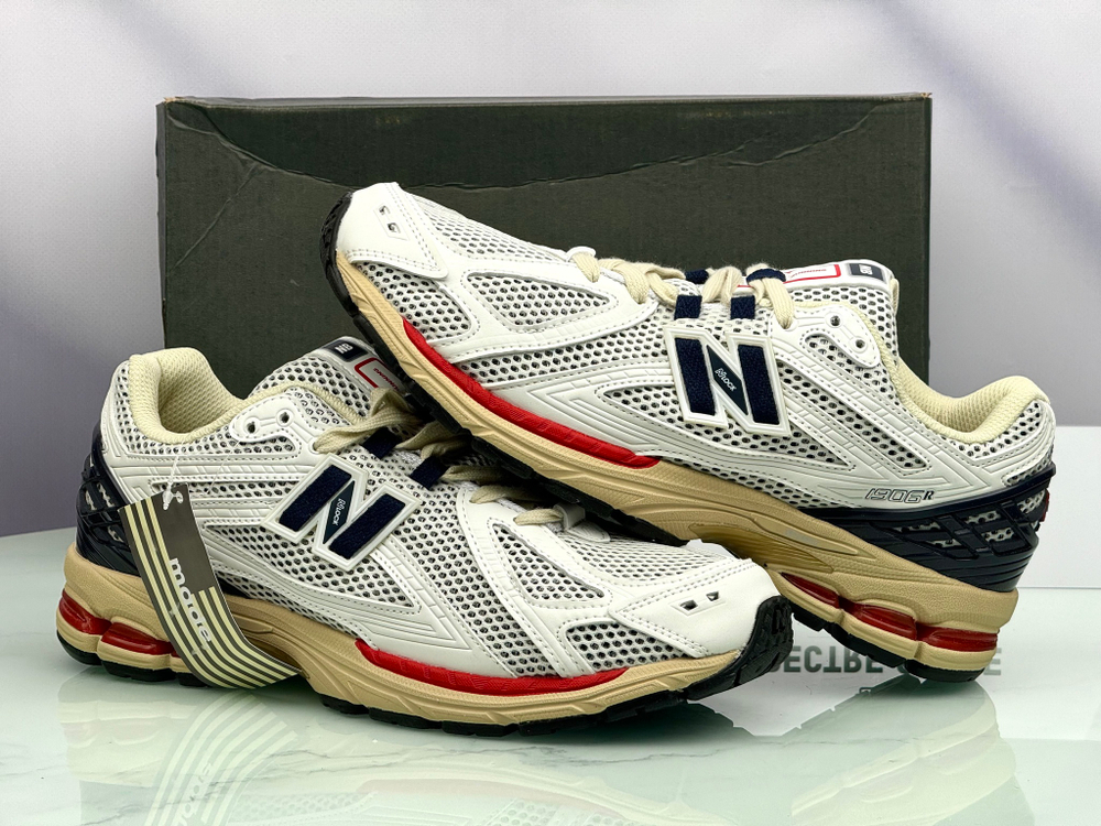 New Balance 1906R Eclipse True Red