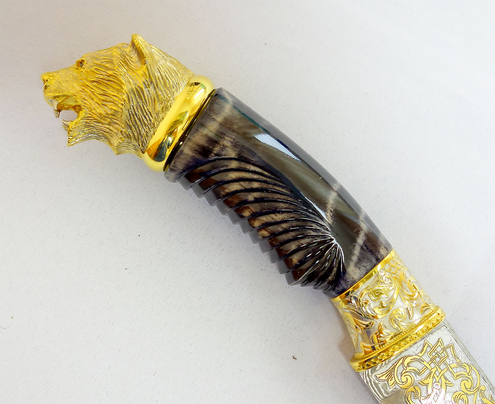 Дамасский нож "Медведь" /в коробке/