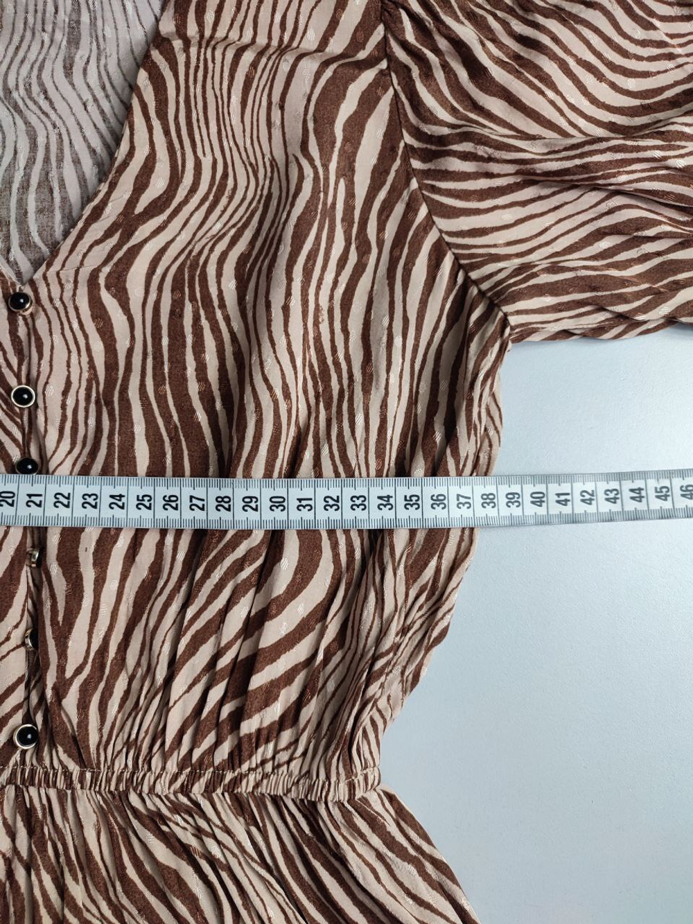 Платье LOVE REPUBLIC с хищным принтом 40 размер