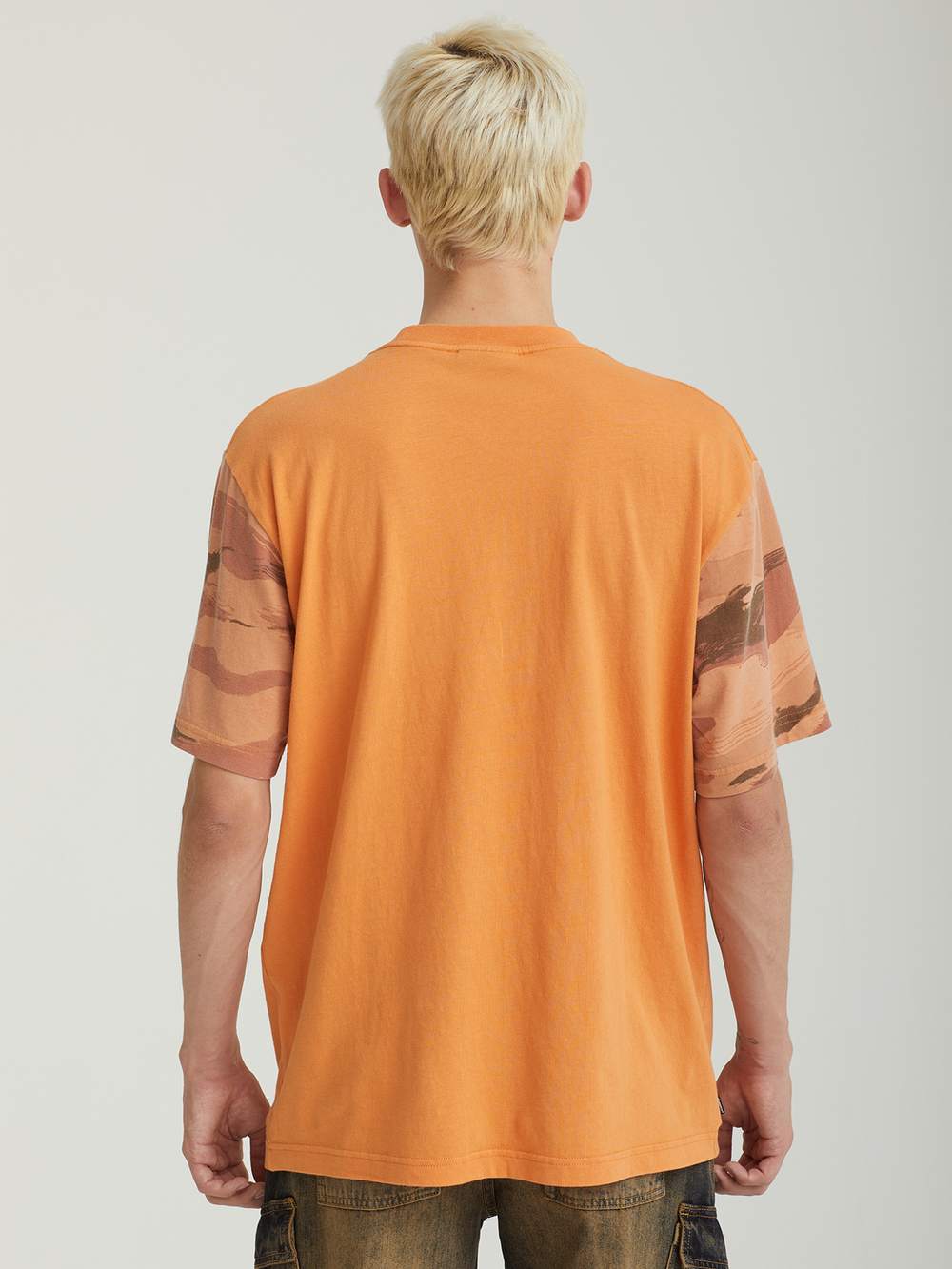 Мужская Футболка Washed Camo