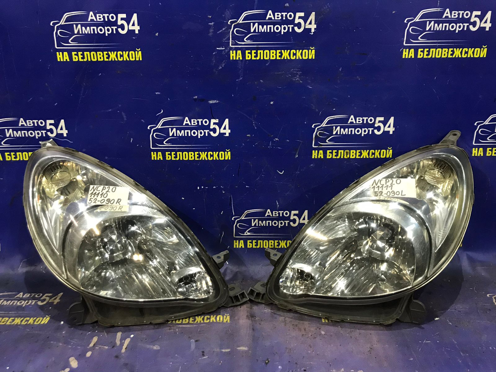 Фара передняя правая TOYOTA FUNCARGO 2002-2005