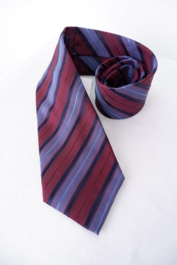 Галстук шелковый в полоску
