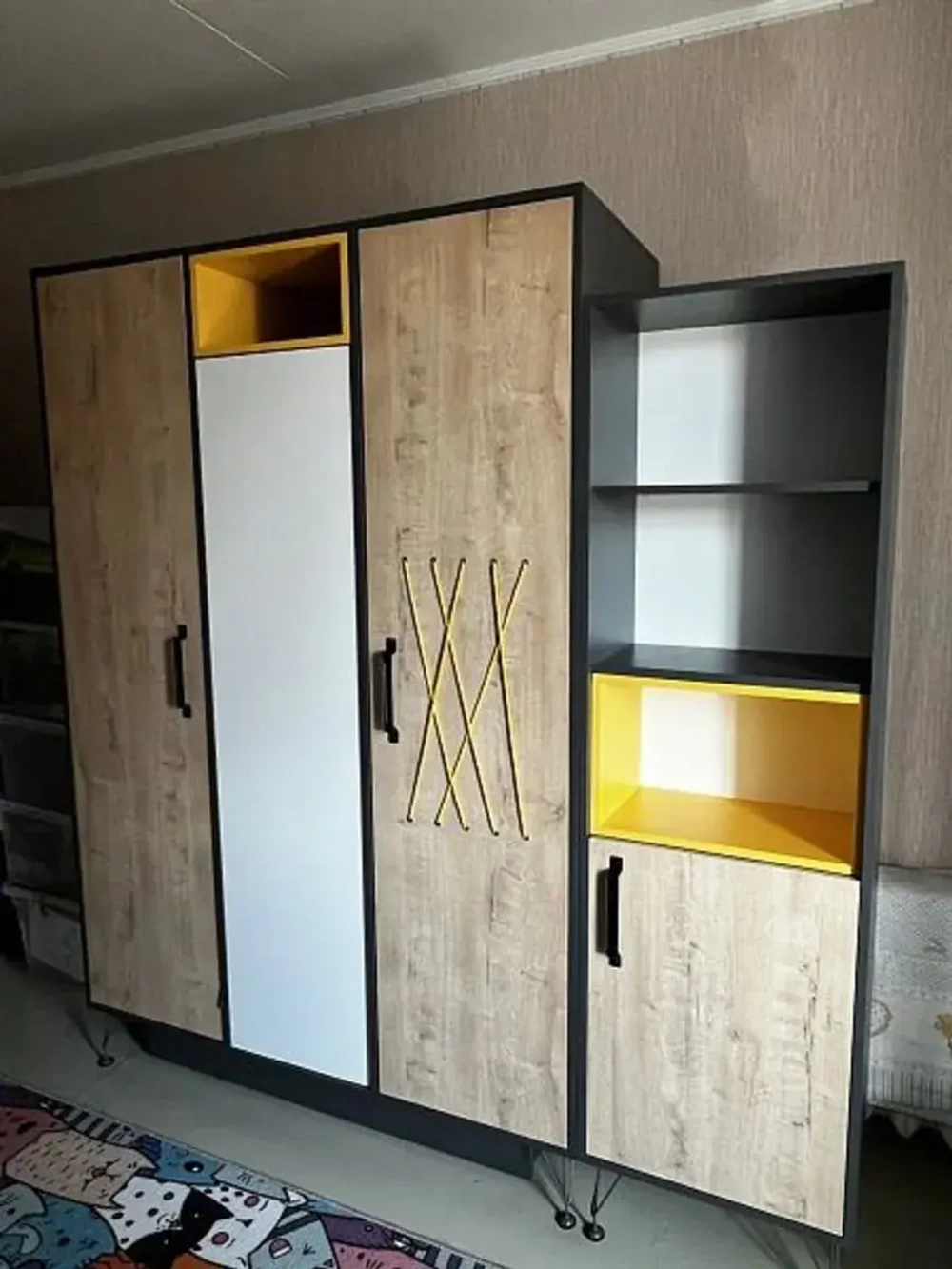 Шкаф-пенал из Антрацита 51х30х180 см