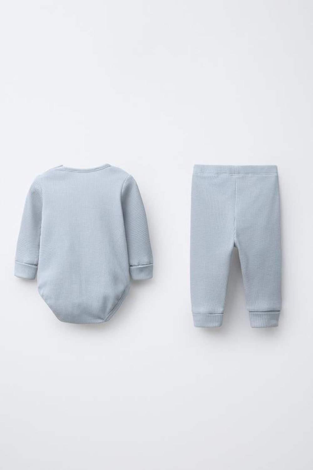 ZARA КОМПЛЕКТ ИЗ БОДИ И ЛЕГИНСОВ ВАФЕЛЬНОЙ ТЕКСТУРЫ, ГОЛУБОЙ