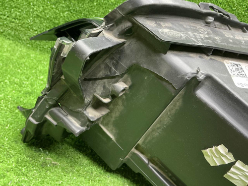 Битая Фара правая LR Discovery Sport (19-нв) LED