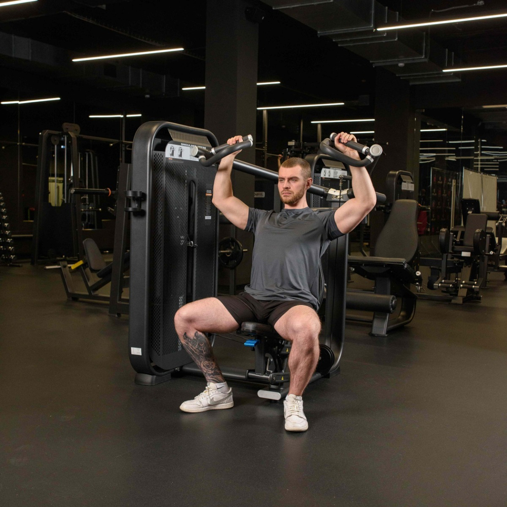 E7006 Жим от плеч. Стек 135 кг