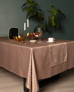Скатерть 150х220 Sofi De MarkO Катрин кофейная