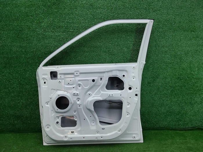 Дверь передняя правая Москвич 3 (2022-н.в.)