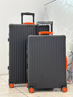 Чемодан Rimowa