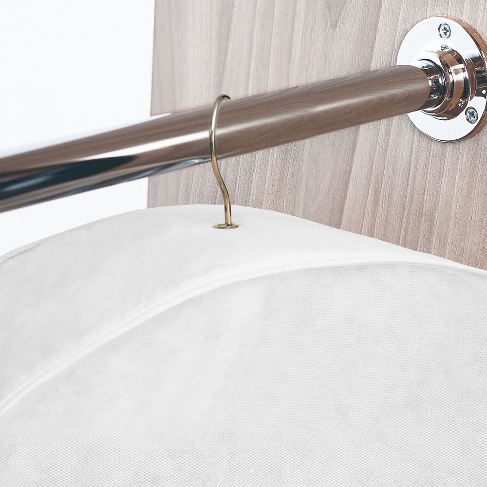 Чехол для шуб 130х60х18. Антимолевый