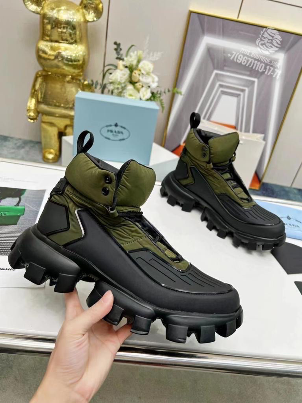 Кроссовки Prada