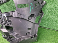 Кронштейн бампера левый BMW 7er G70 22-нв M-paket