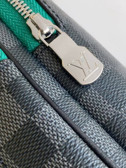 Сумка-слинг Louis Vuitton Avenue