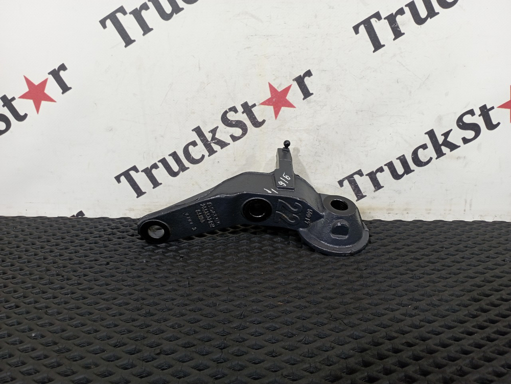 Кронштейн торсиона кабины правый 2020г