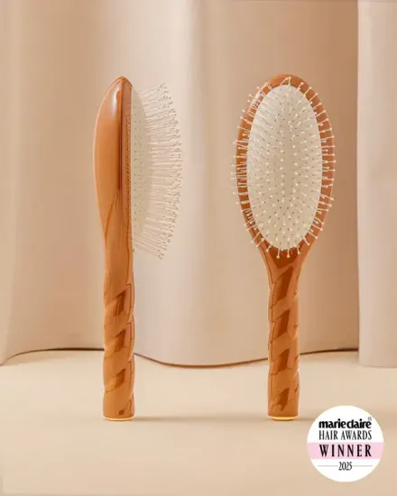 La Bonne Brosse N.04 The Miracle Detangling Scalp Brush