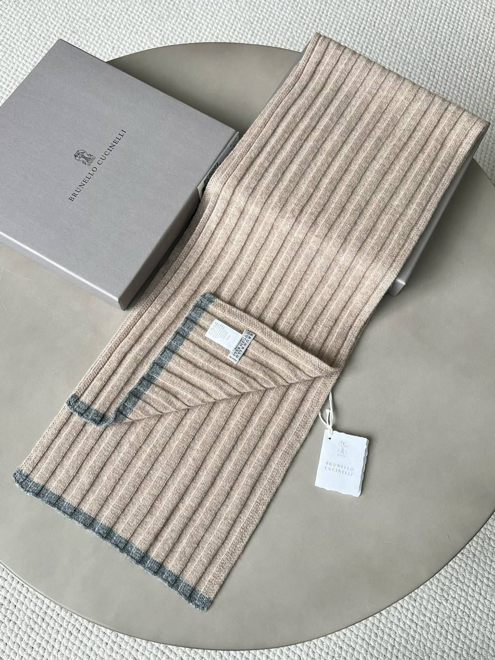 Шапка с шарфом Brunello Cucinelli