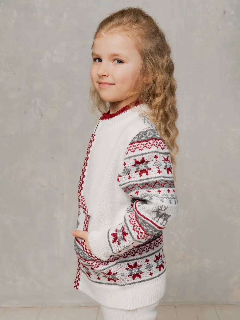 Кофта вязаная на молнии